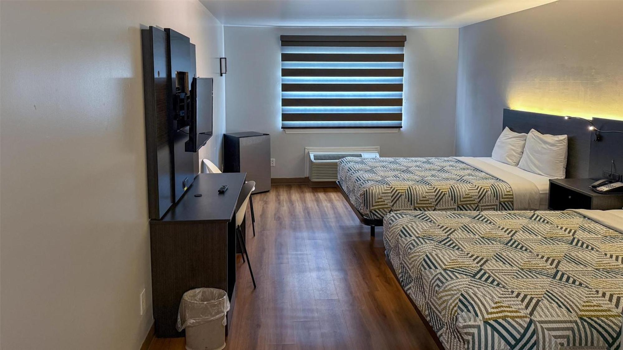 Hotel 6-ennis, Tx 4*