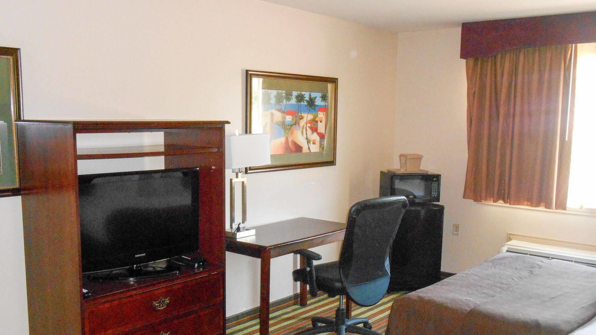 Hotel 6-ennis, Tx 2*