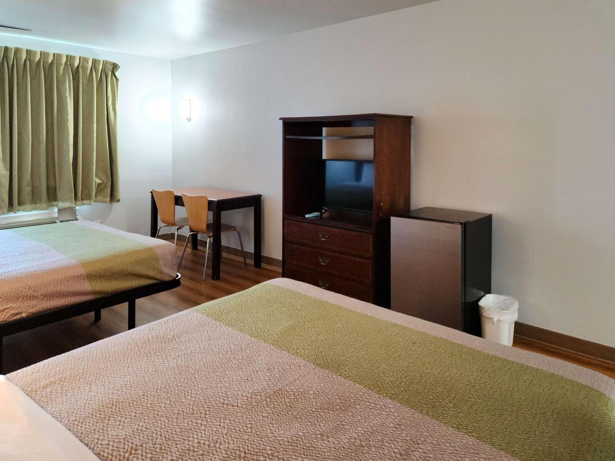 6-ennis, Tx Hotel