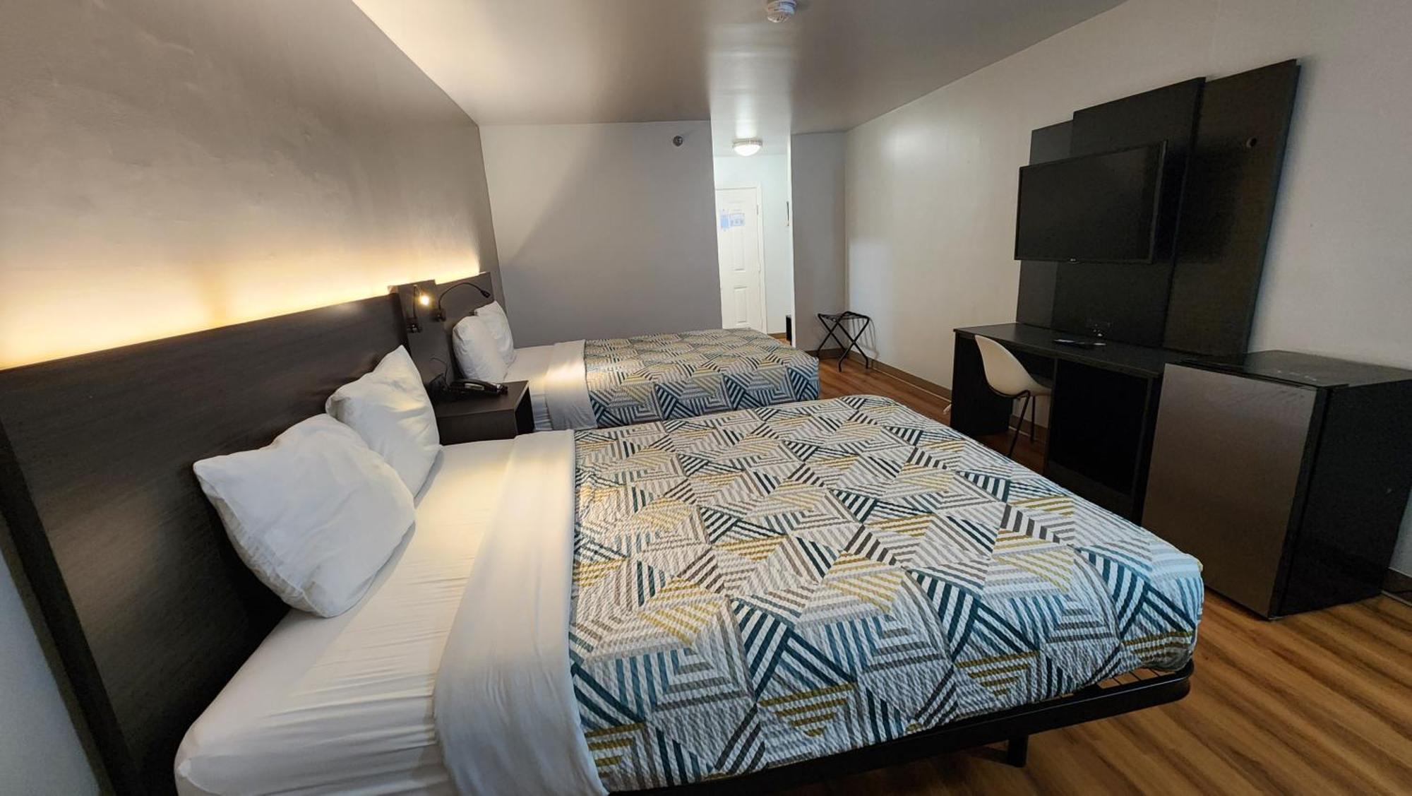 6-ennis, Tx Hotel